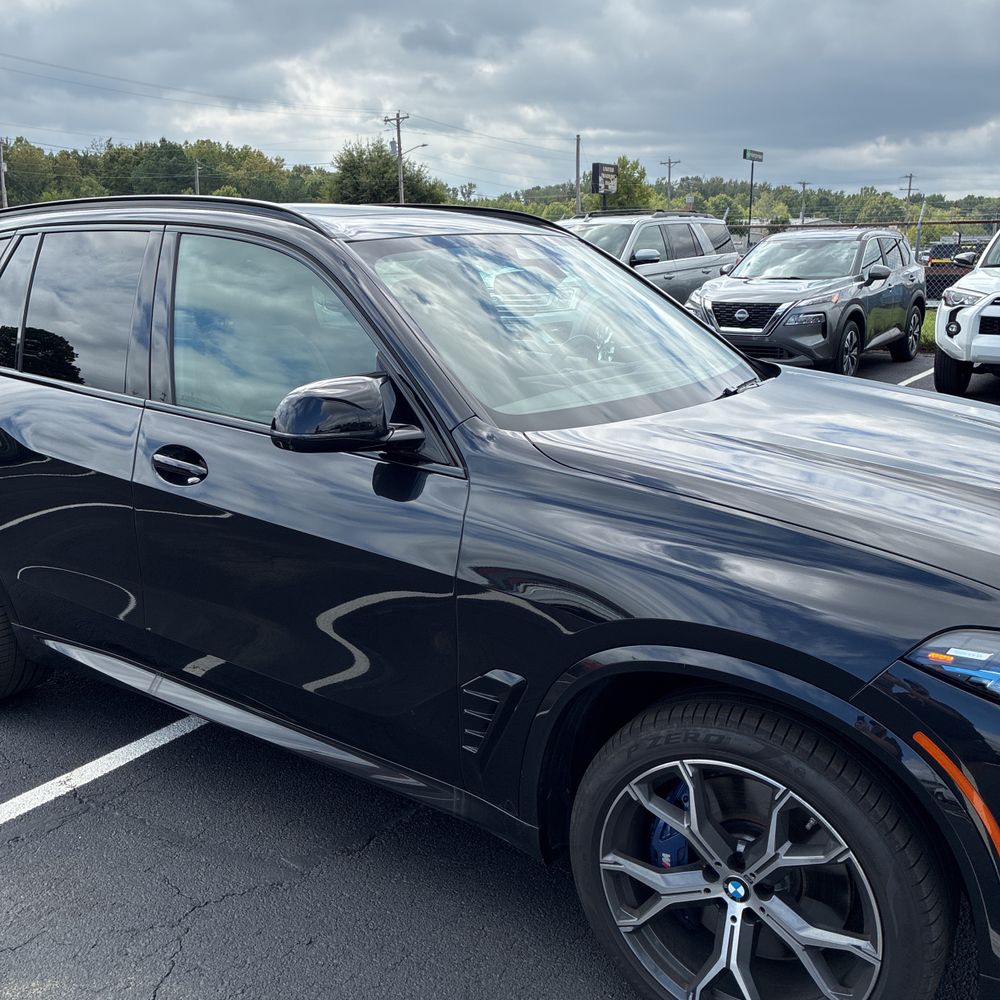 2026 BMW X5 M60i