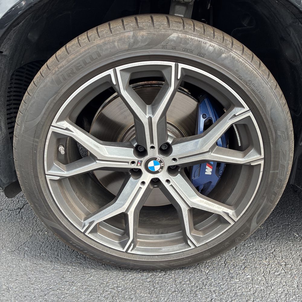 2026 BMW X5 M60i