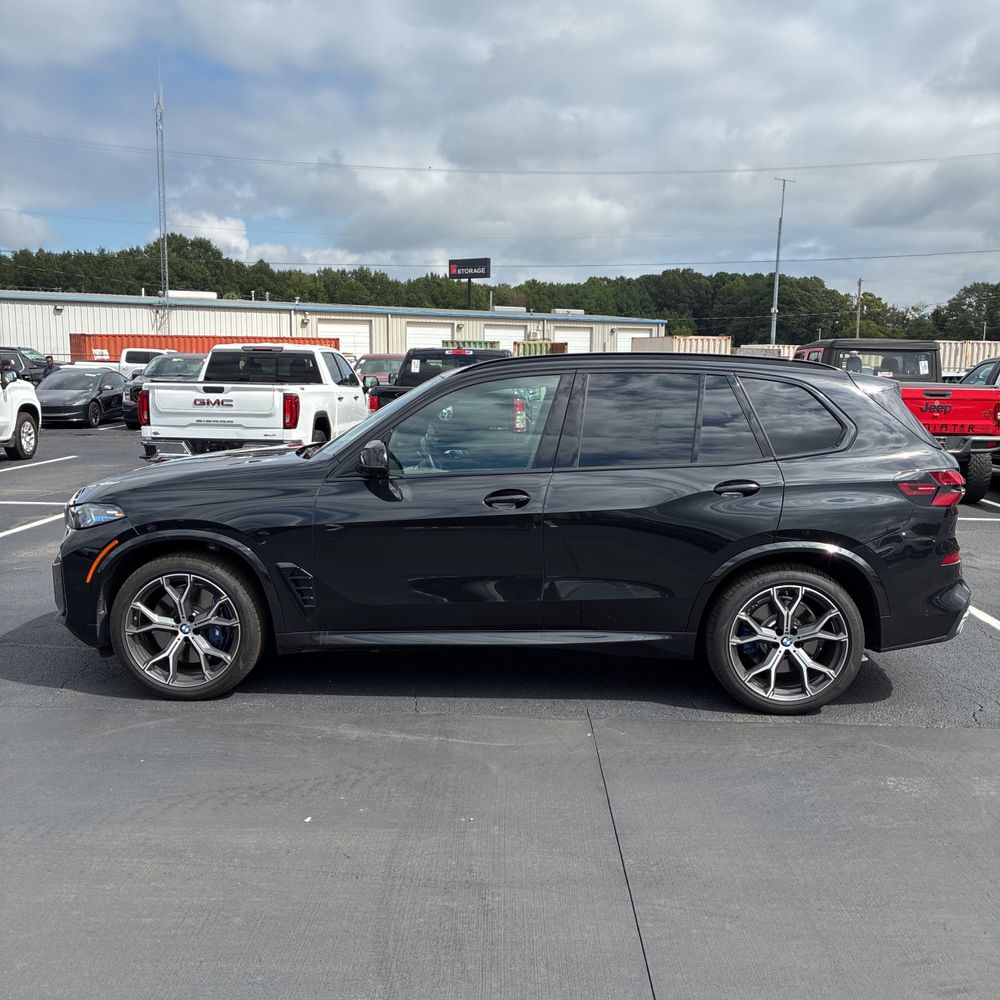 2026 BMW X5 M60i