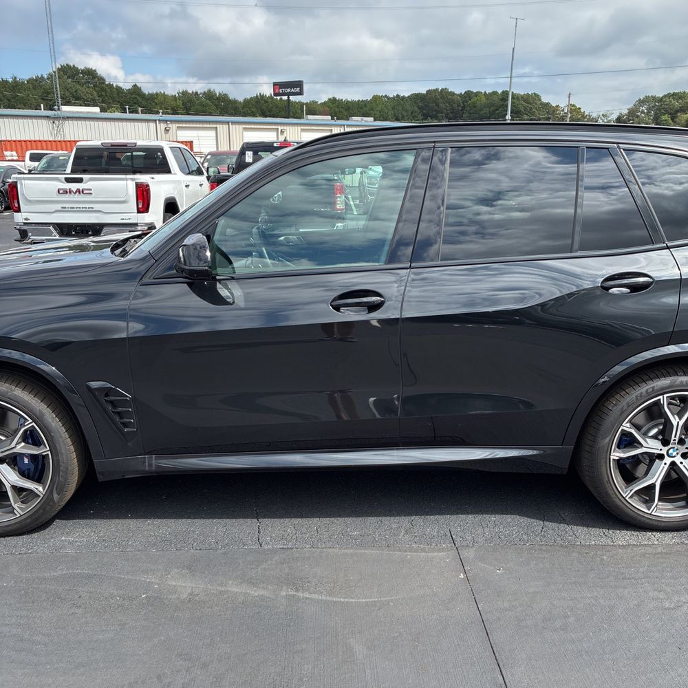 2026 BMW X5 M60i