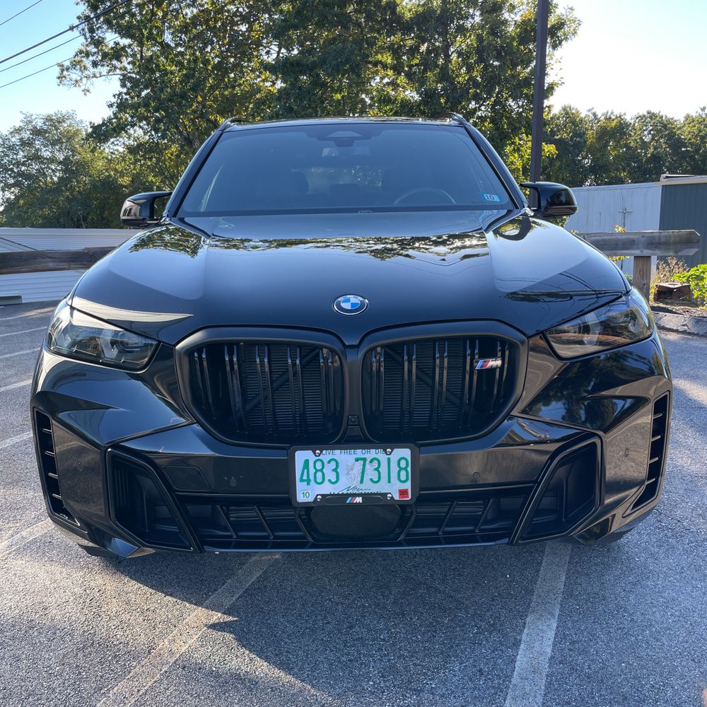2025 BMW X5 M60i