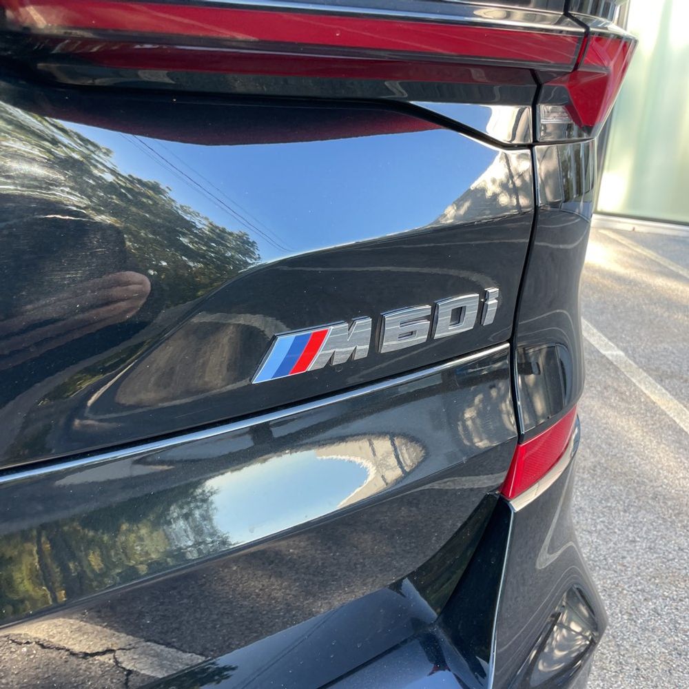 2025 BMW X5 M60i