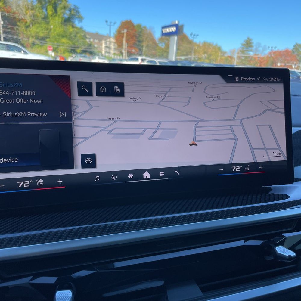 2025 BMW X5 M60i