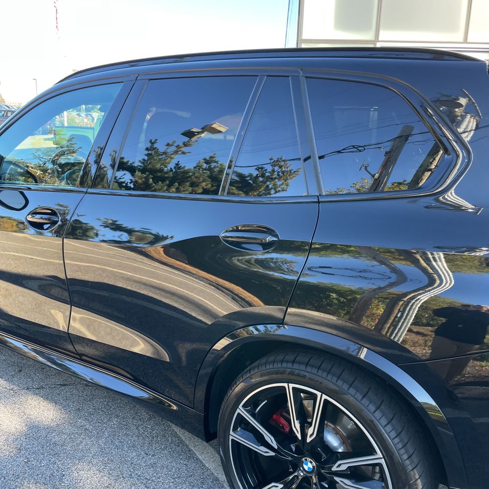 2025 BMW X5 M60i