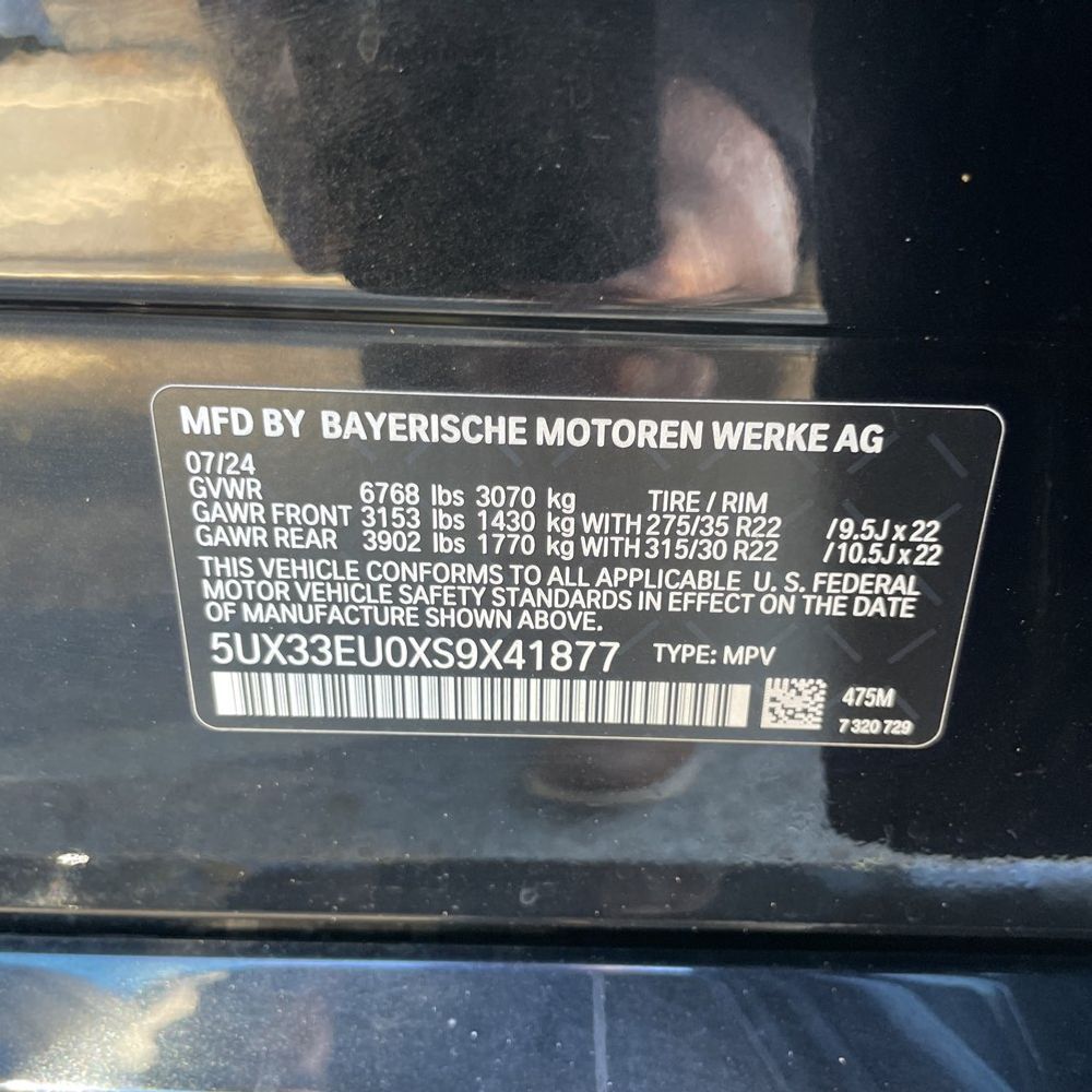 2025 BMW X5 M60i