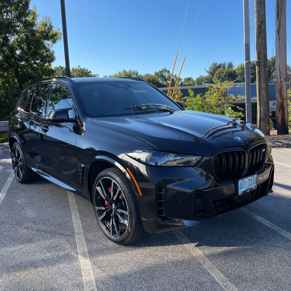 2025 BMW X5 M60i