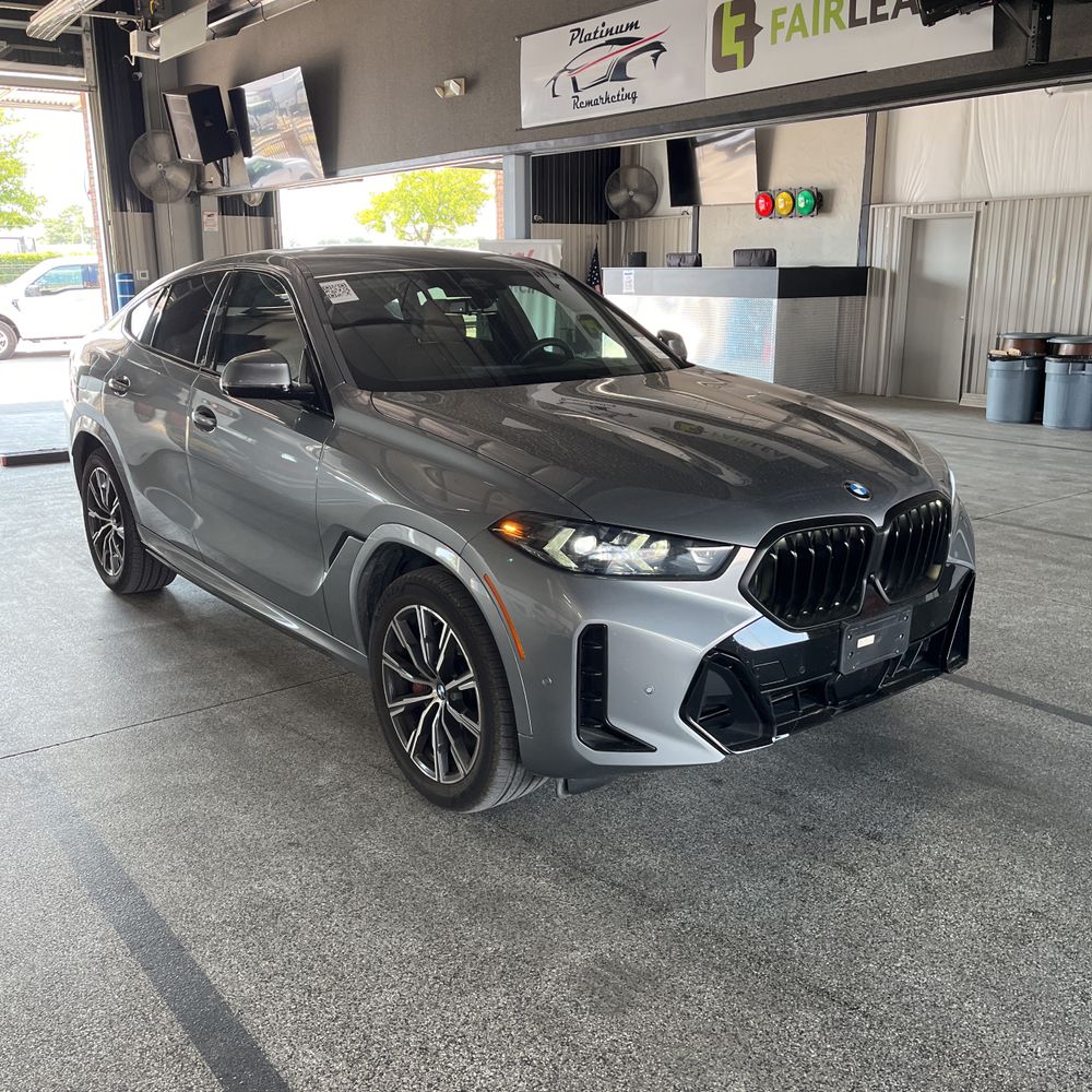 2025 BMW X6 XDrive40i