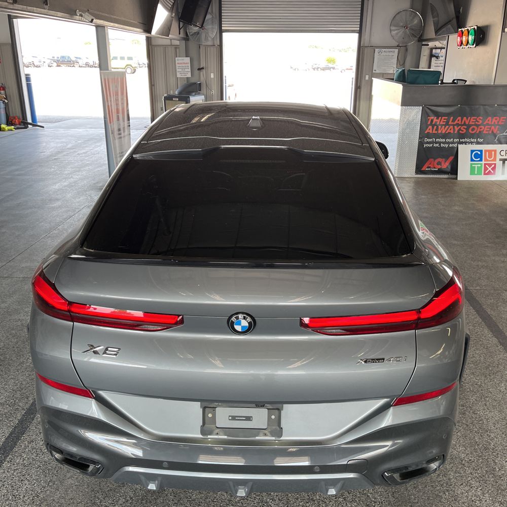 2025 BMW X6 XDrive40i