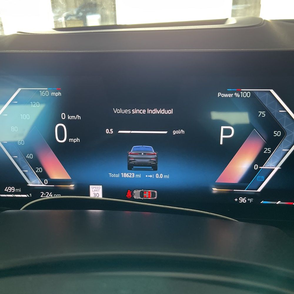 2025 BMW X6 XDrive40i