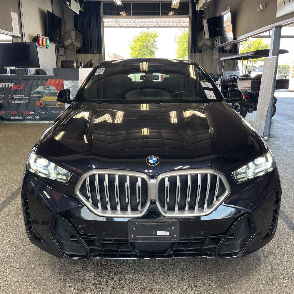 2025 BMW X6 XDrive40i