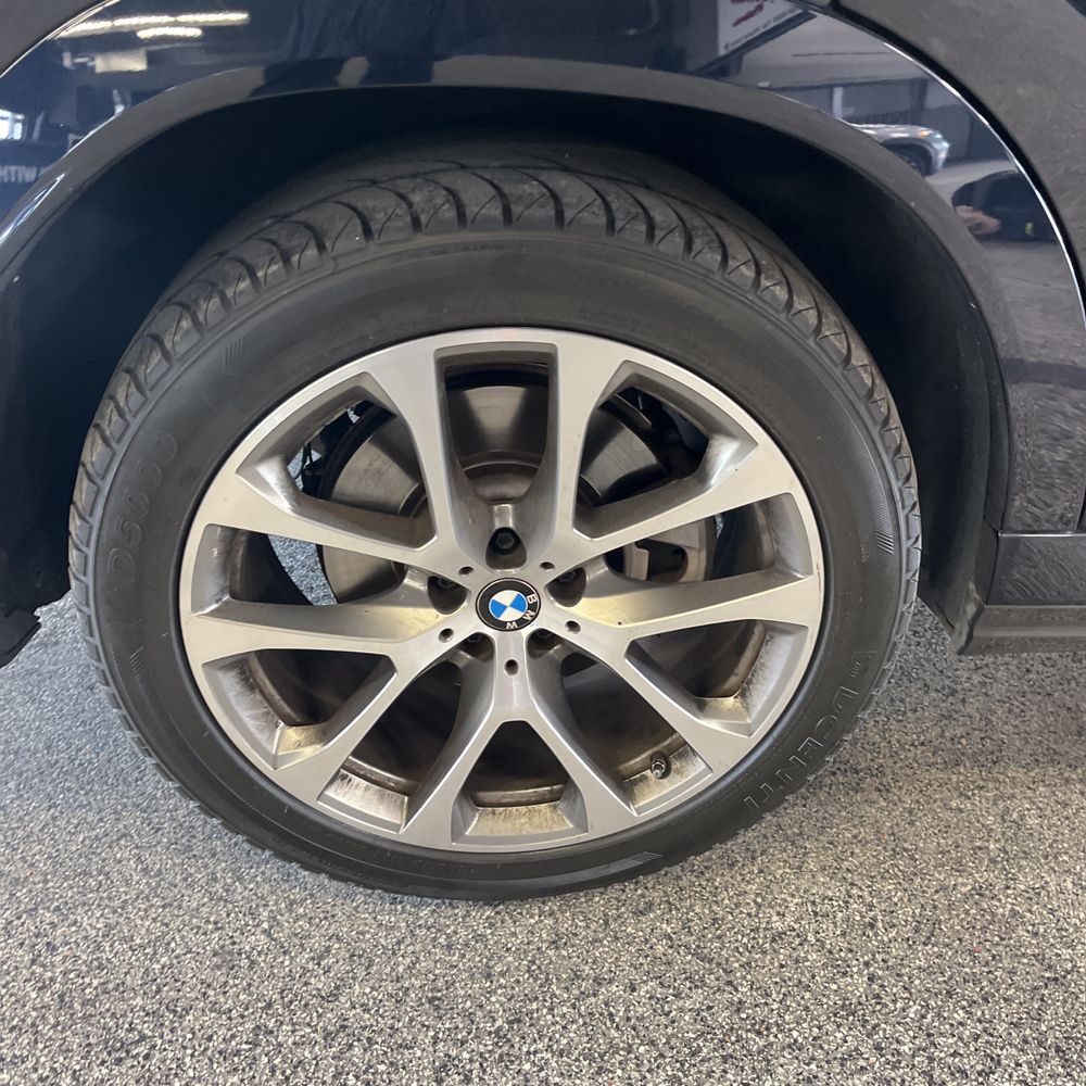 2025 BMW X6 XDrive40i