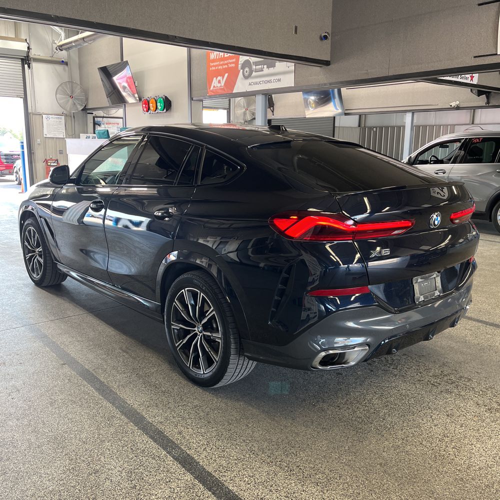 2025 BMW X6 XDrive40i
