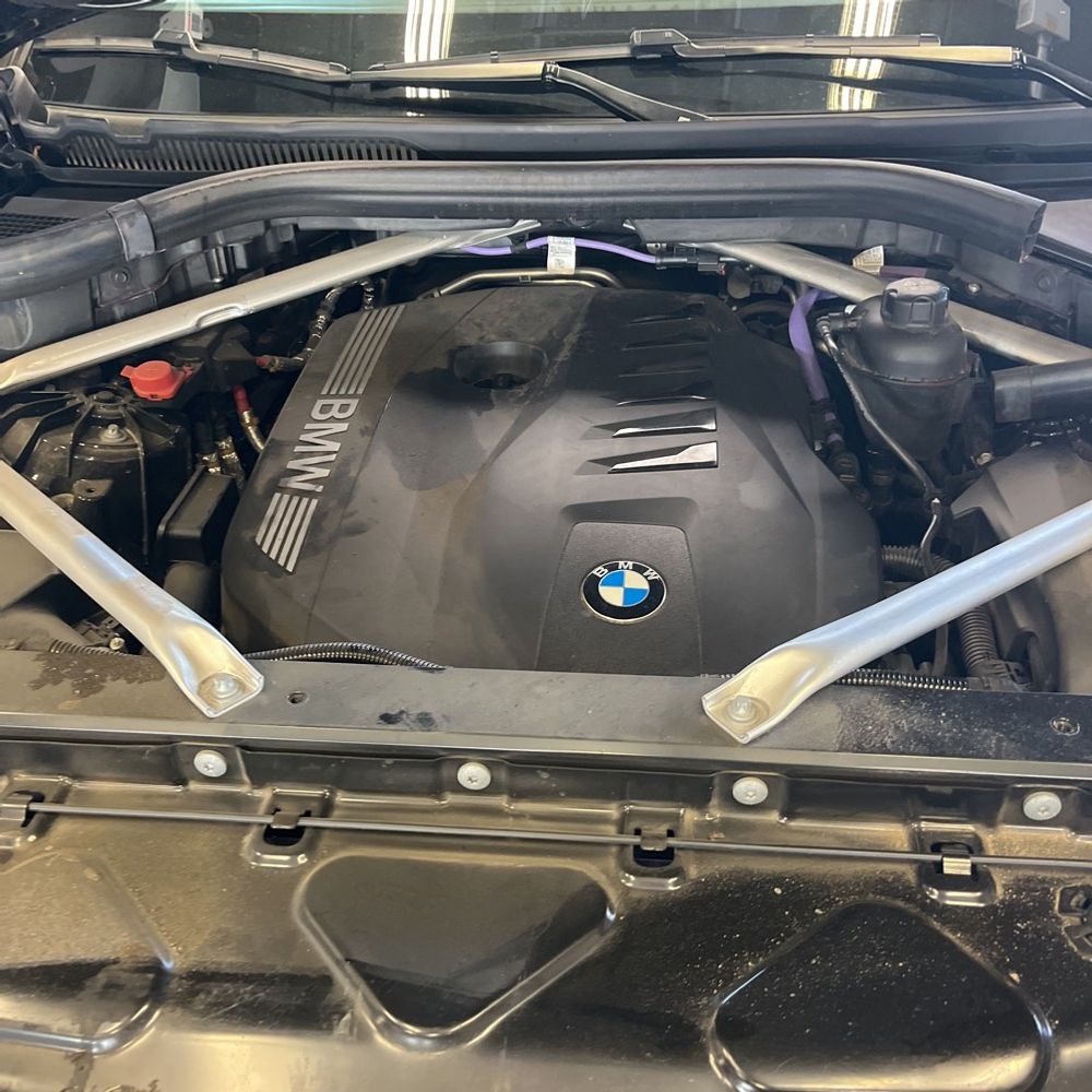 2025 BMW X6 XDrive40i
