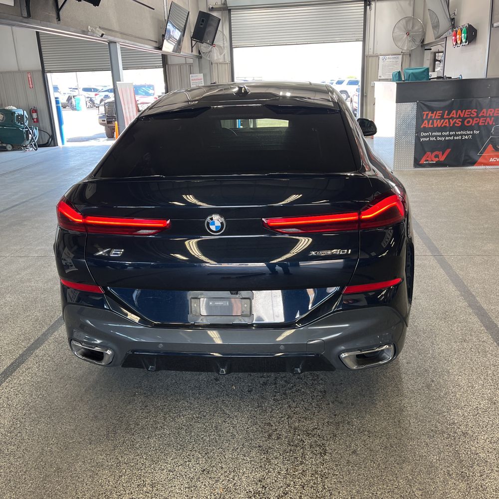 2025 BMW X6 XDrive40i