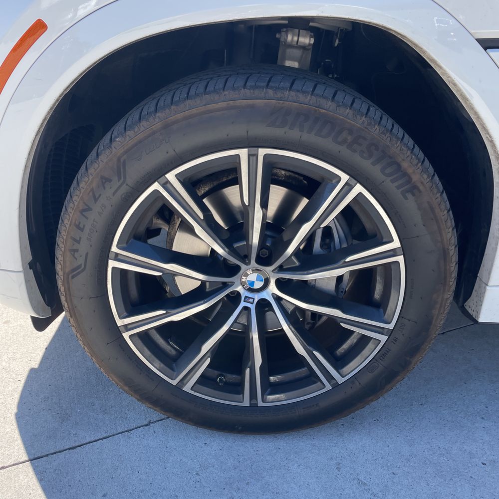 2024 BMW X6 XDrive40i