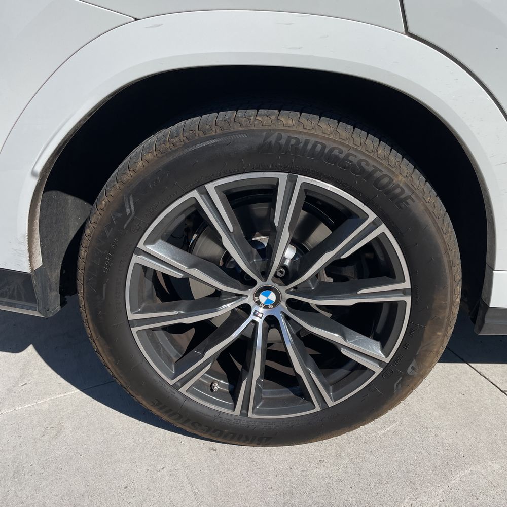 2024 BMW X6 XDrive40i