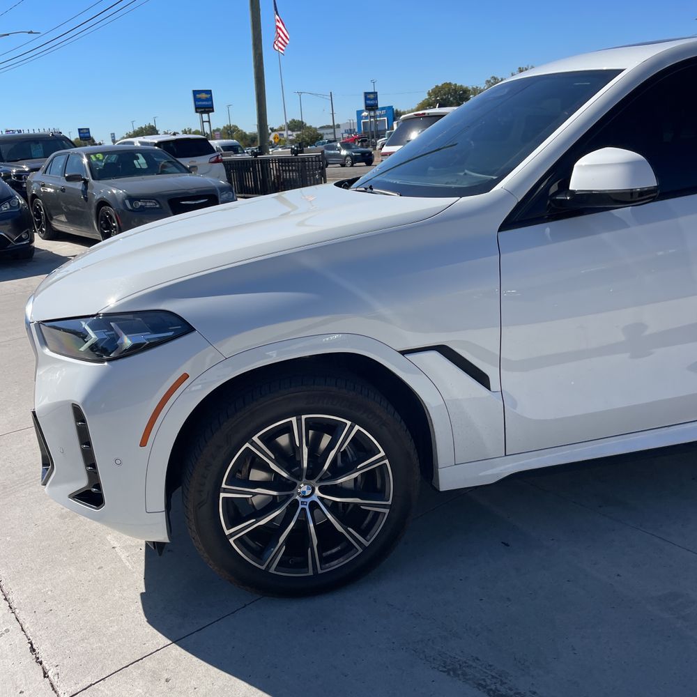 2024 BMW X6 XDrive40i