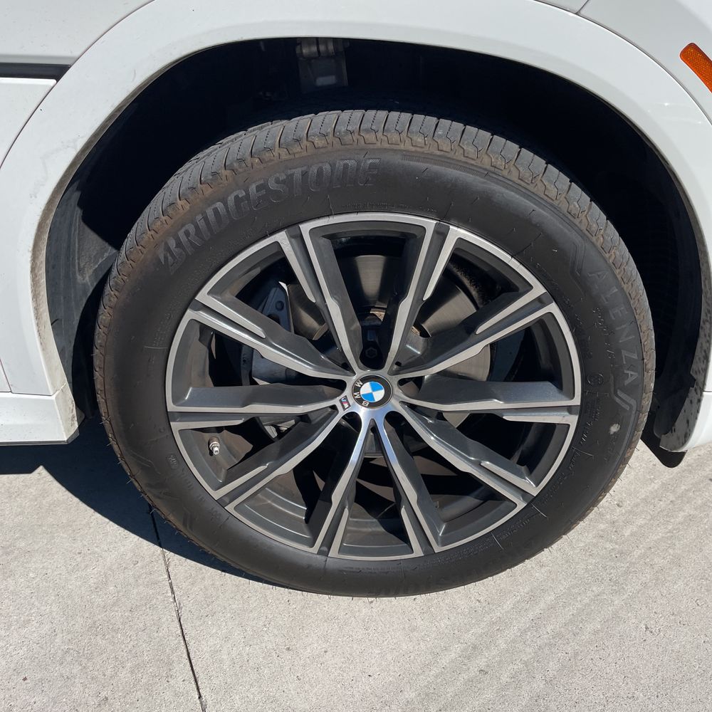 2024 BMW X6 XDrive40i