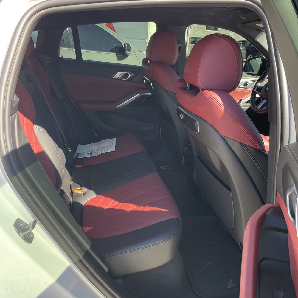 2024 BMW X6 XDrive40i