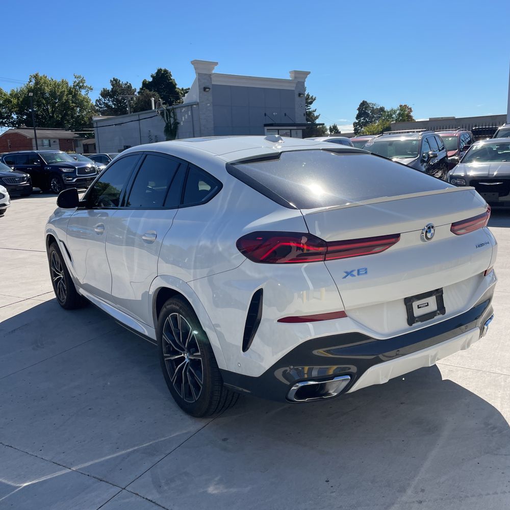 2024 BMW X6 XDrive40i