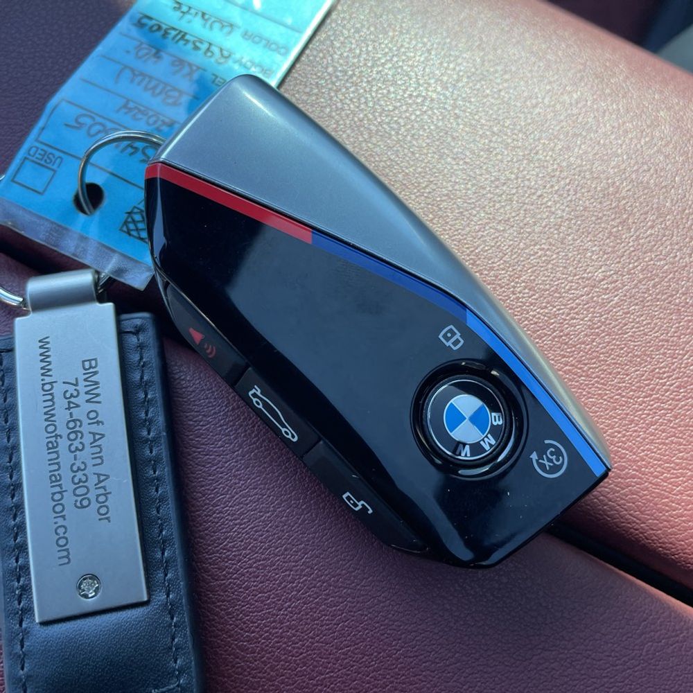 2024 BMW X6 XDrive40i