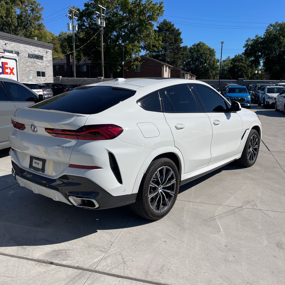 2024 BMW X6 XDrive40i