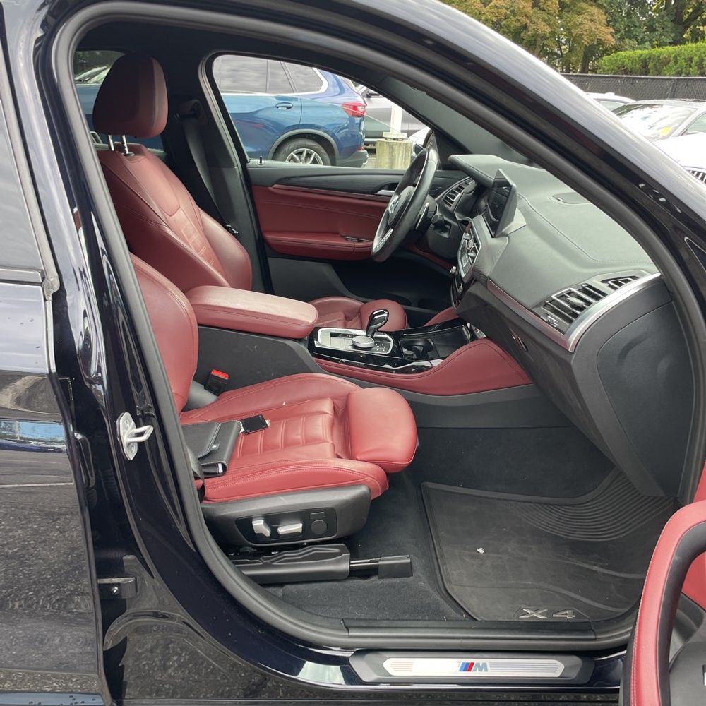 2023 BMW X4 M40i