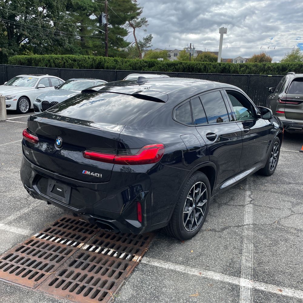 2023 BMW X4 M40i