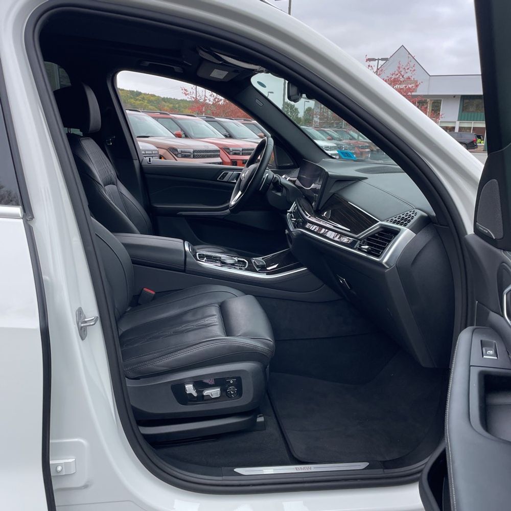 2025 BMW X5 xDrive50e