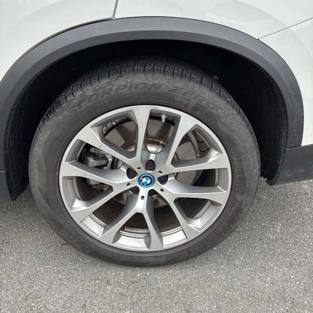 2024 BMW X5 xDrive50e