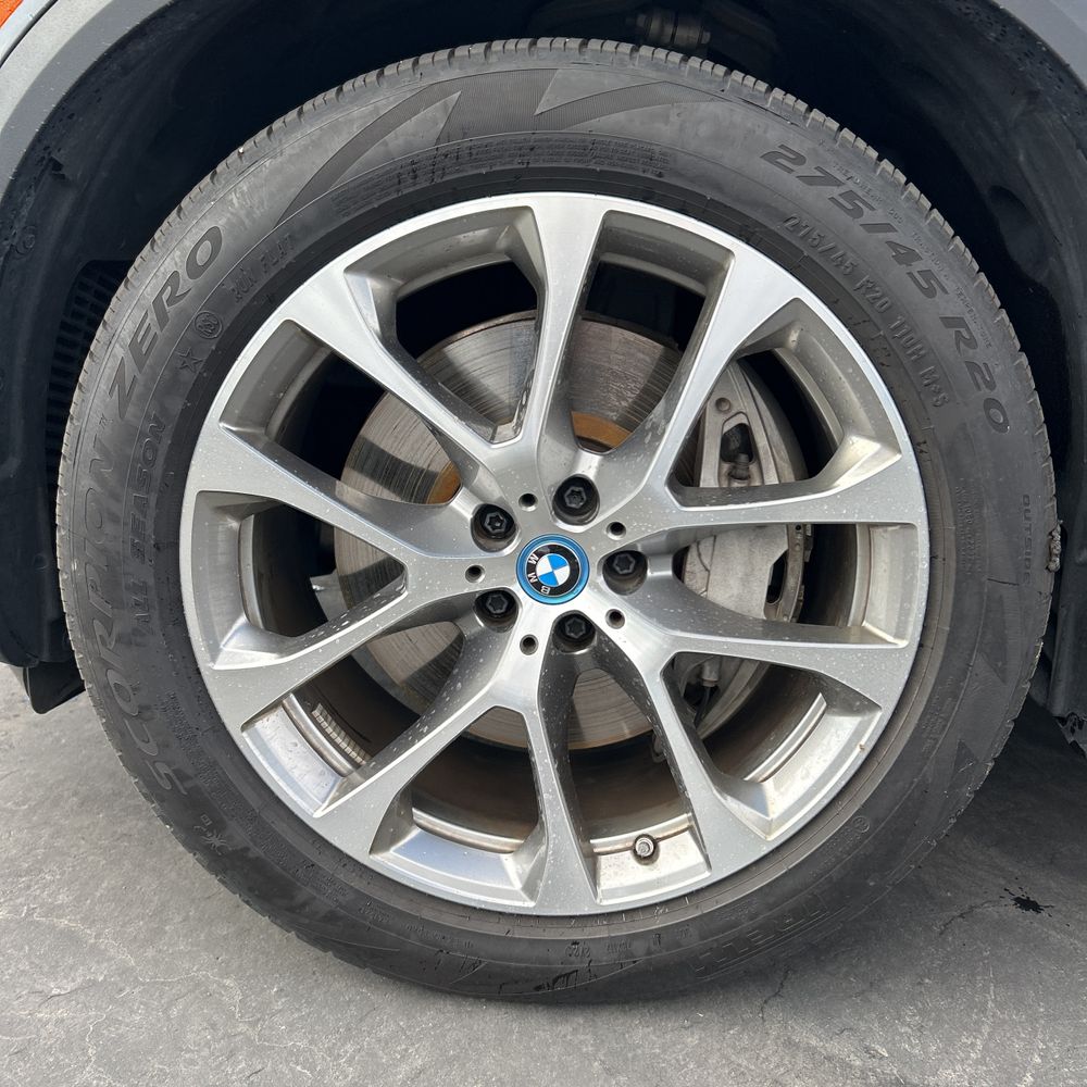 2025 BMW X5 xDrive50e