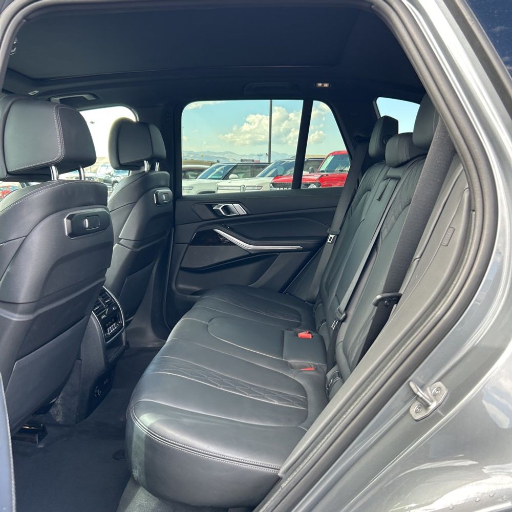 2025 BMW X5 xDrive50e