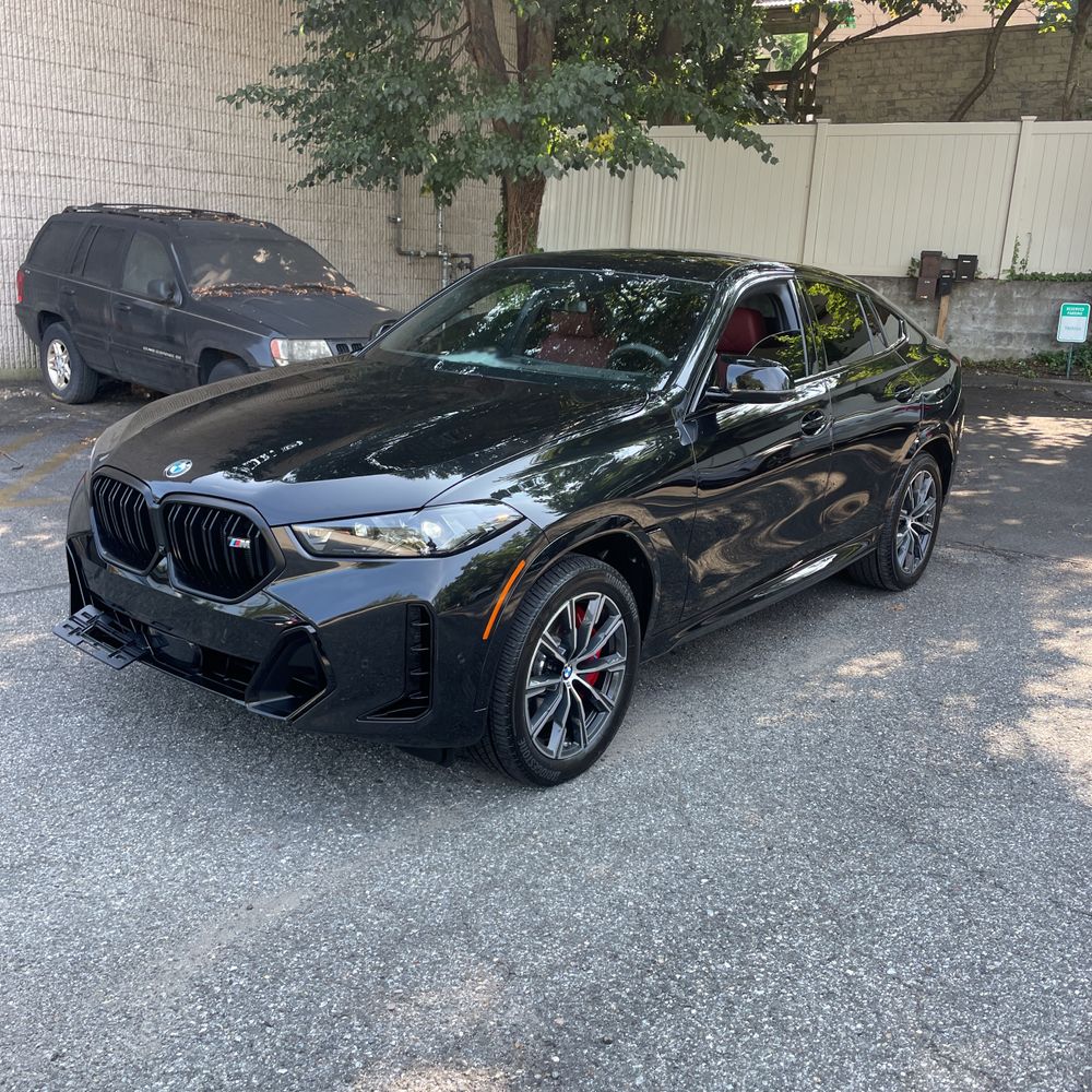 2025 BMW X6 M60i xDrive