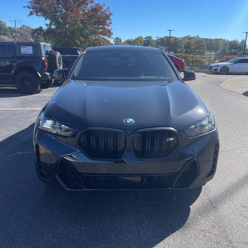 2025 BMW X6 M60i xDrive