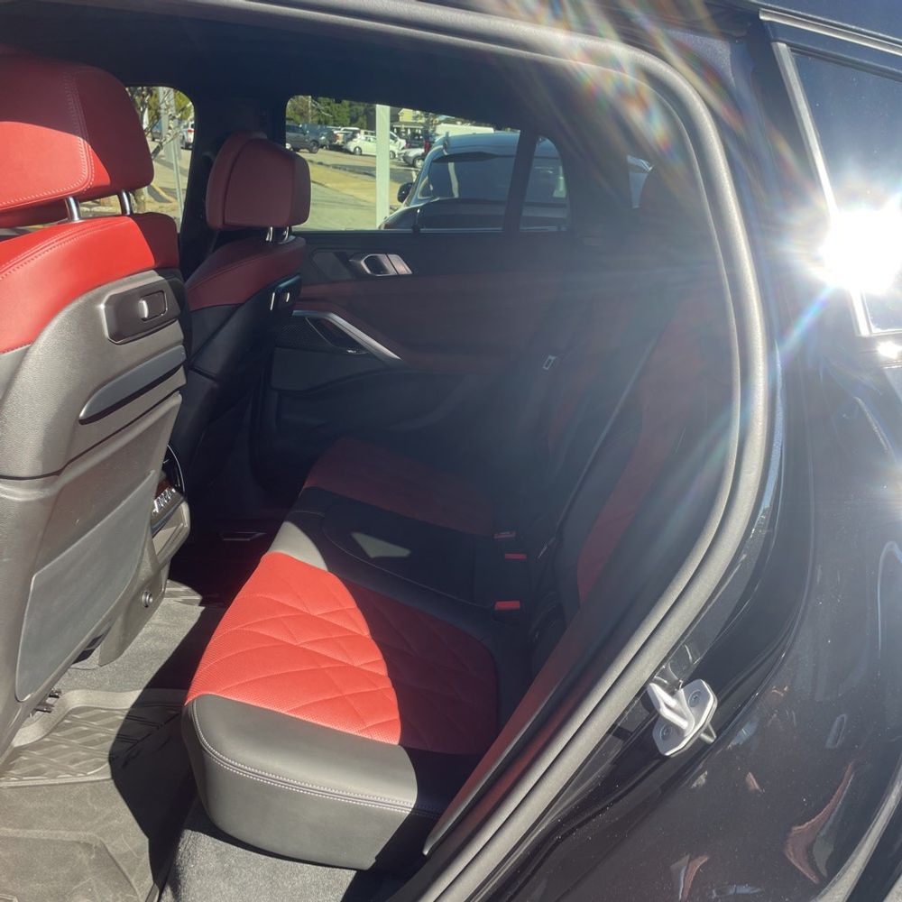 2025 BMW X6 M60i xDrive