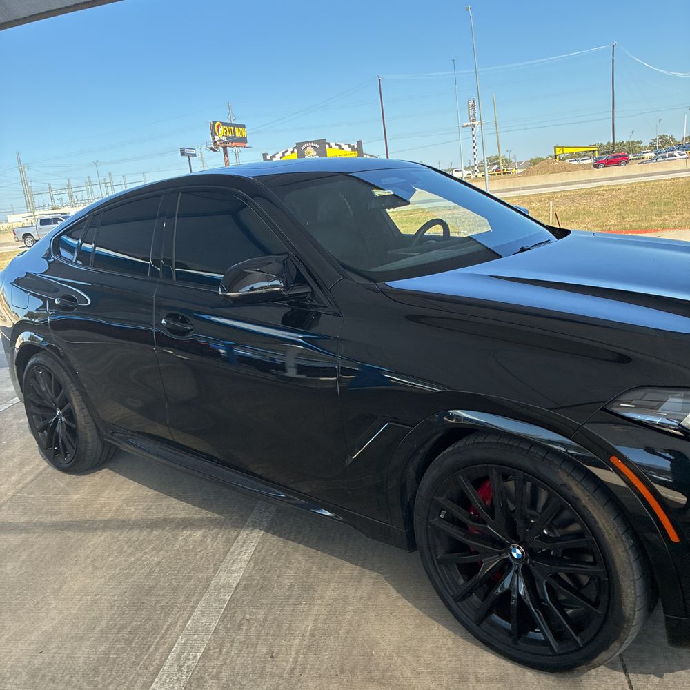 2025 BMW X6 M60i xDrive