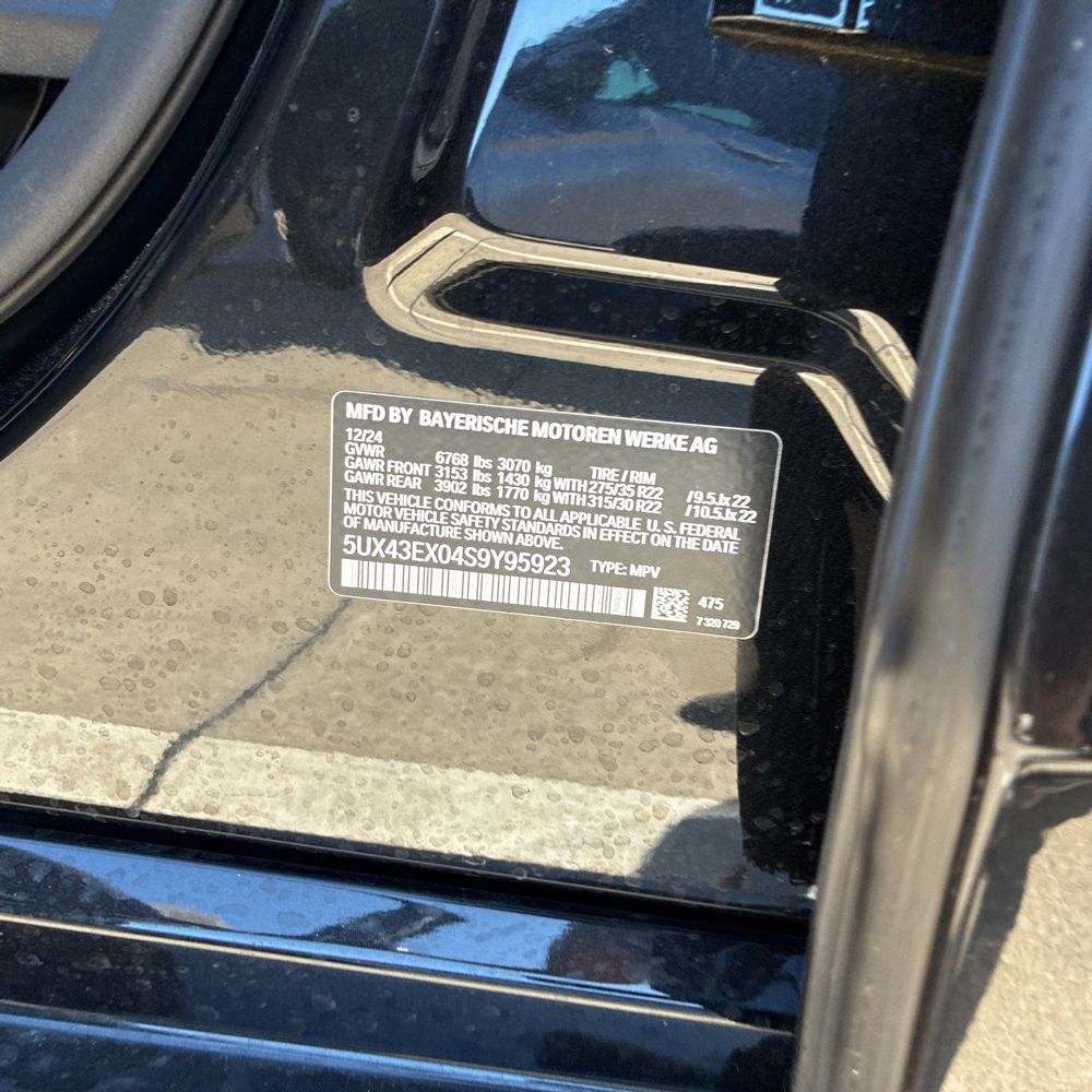 2025 BMW X6 M60i xDrive