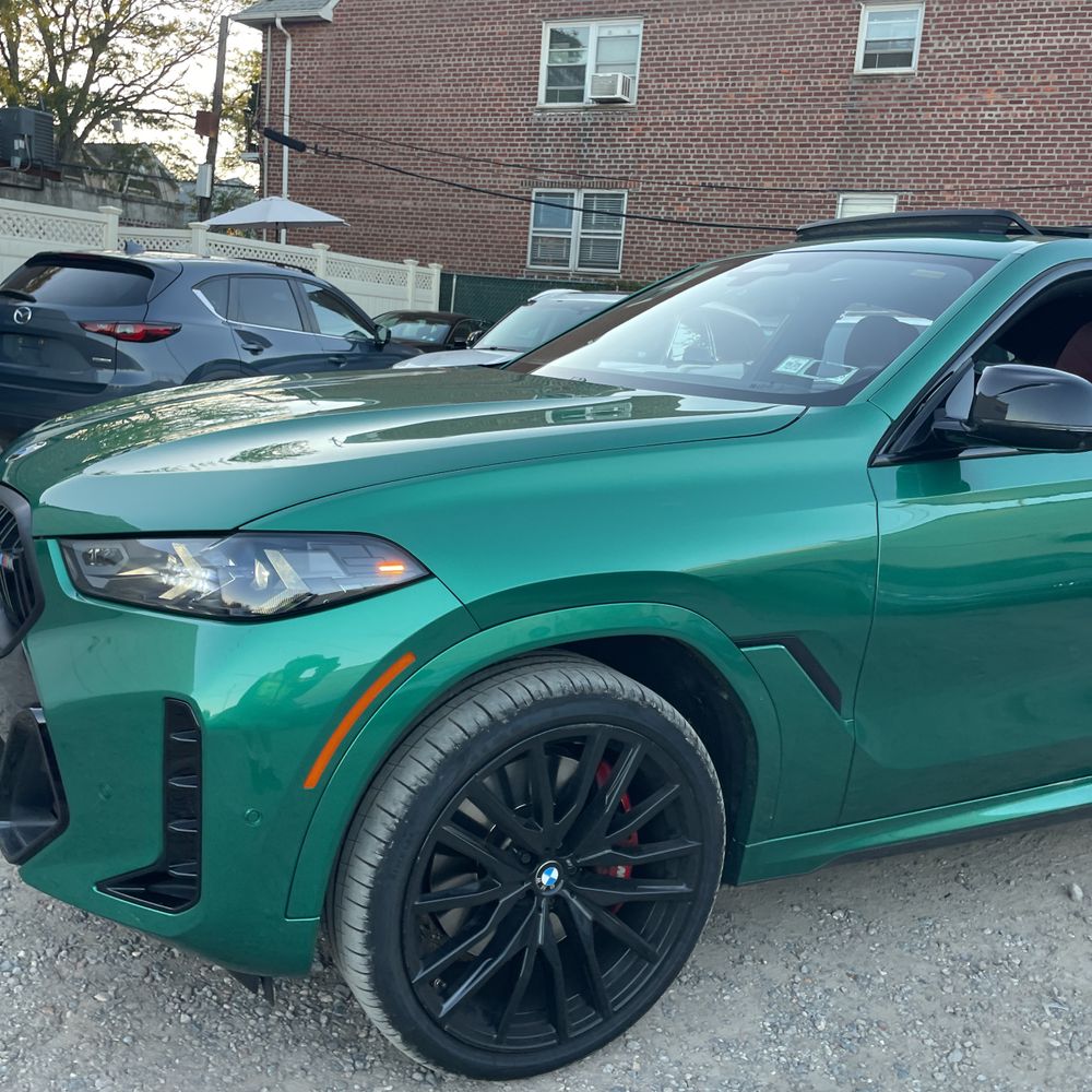 2024 BMW X6 M60i