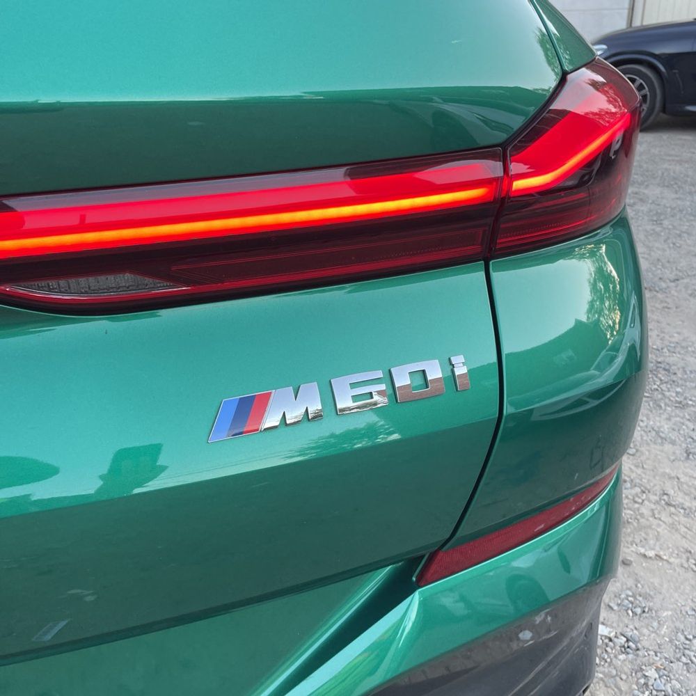 2024 BMW X6 M60i