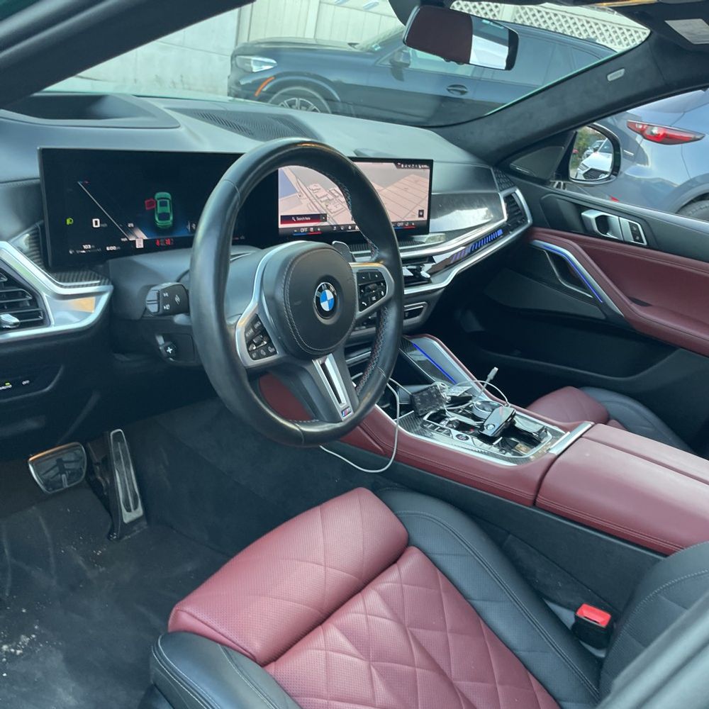 2024 BMW X6 M60i