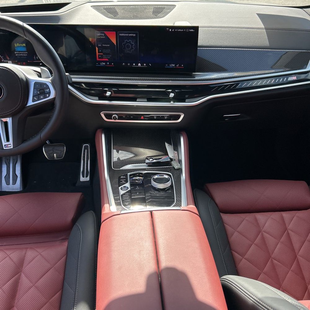 2025 BMW X6 M60i xDrive