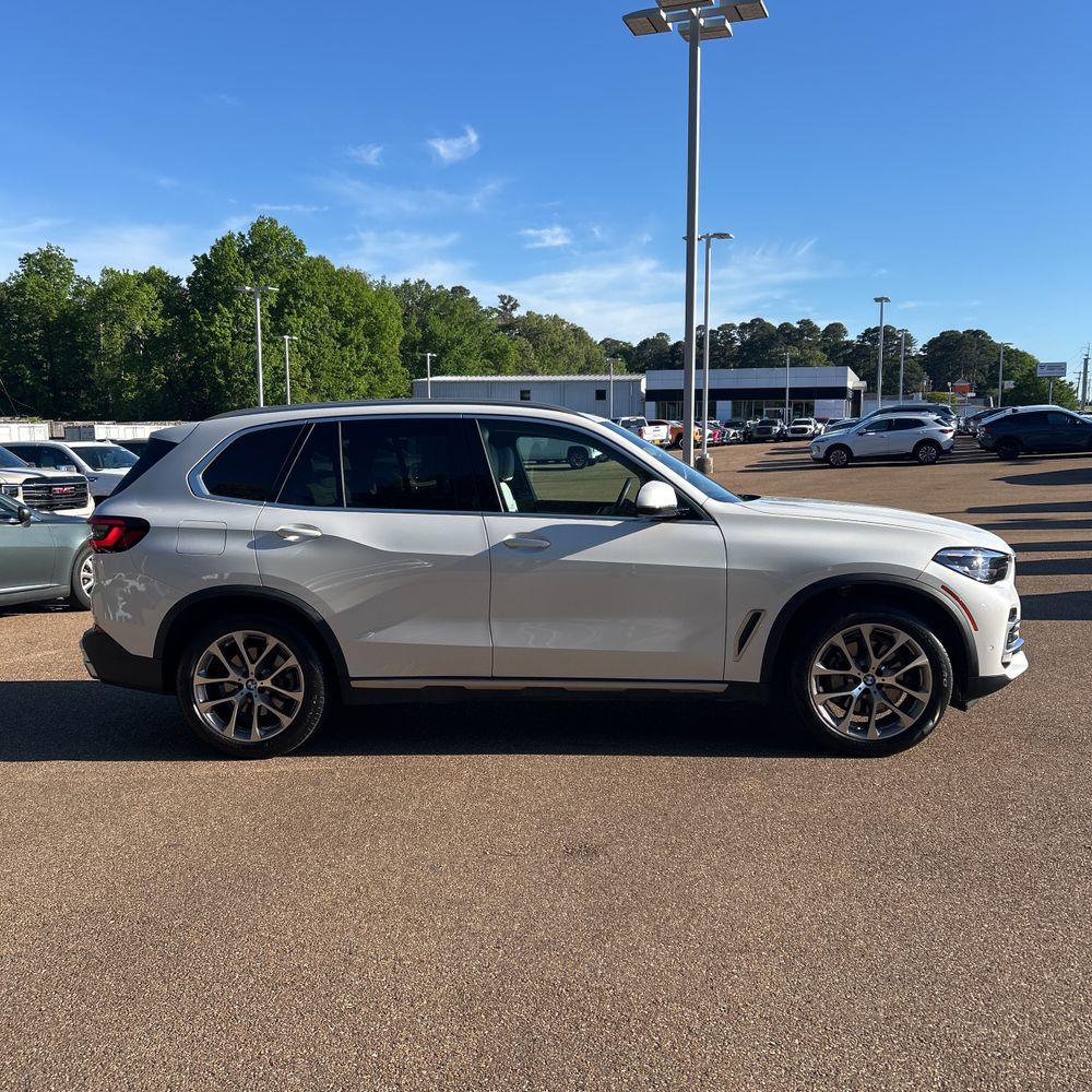2023 BMW X5 xDrive40i