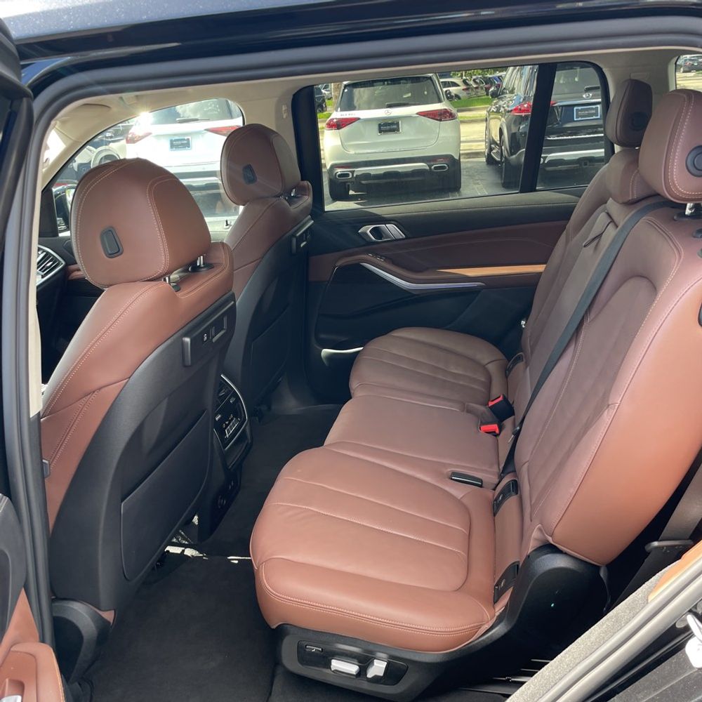 2021 BMW X7 XDrive40i