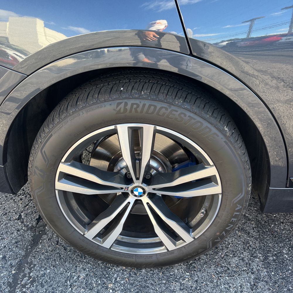 2022 BMW X7 M50i