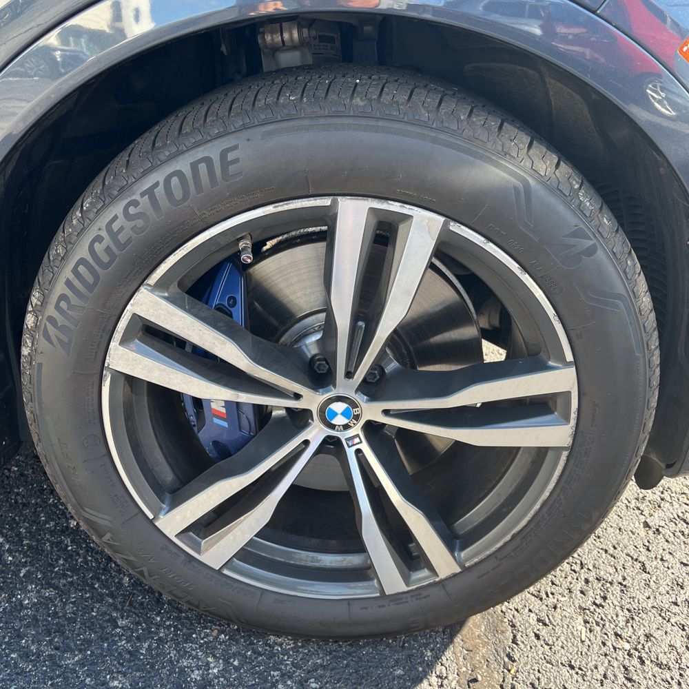 2022 BMW X7 M50i