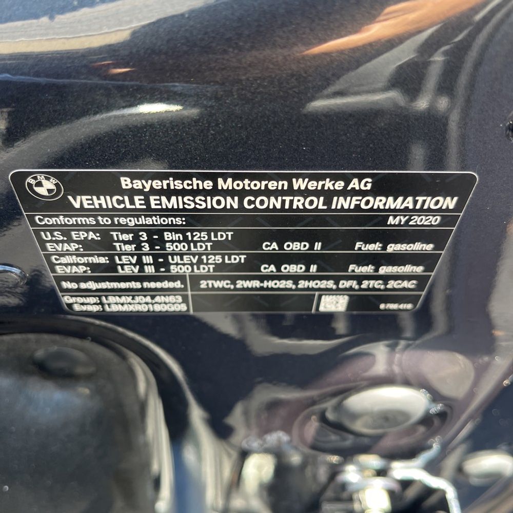2022 BMW X7 M50i