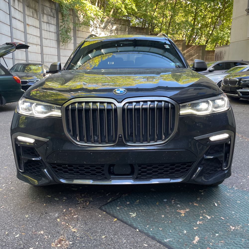 2021 BMW X7 M50i