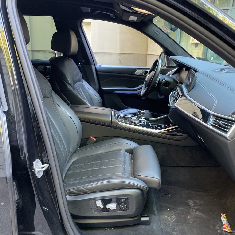 2021 BMW X7 M50i