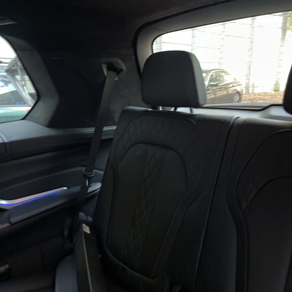 2021 BMW X7 M50i