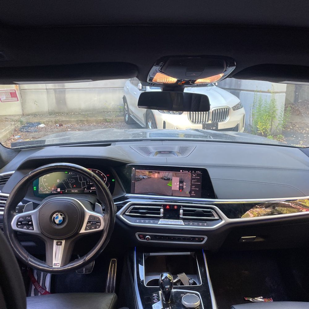 2021 BMW X7 M50i